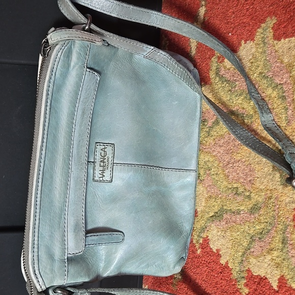 Vilenca Holland Woven Leather Crossbody Bag - Picture 2 of 4